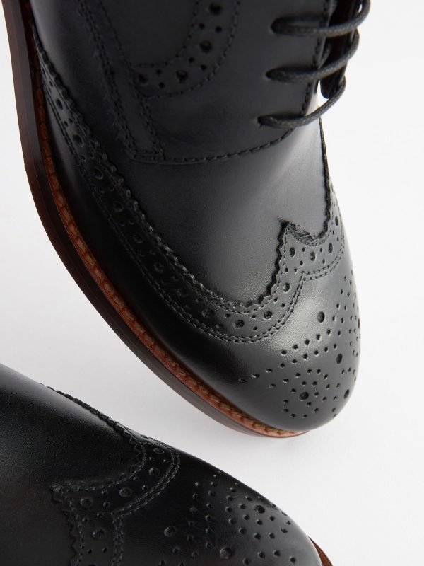 Singertrad582477 Black Wide Fit Leather Contrast Sole Brogue Shoes - Image 2