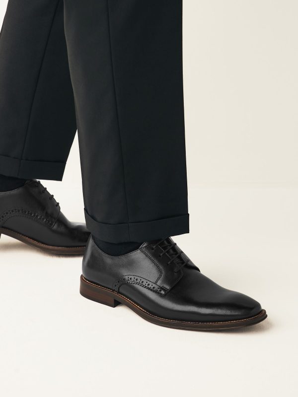 Singertrad582480 Black Sdard Fit Leather Contrast Sole Derby Shoes