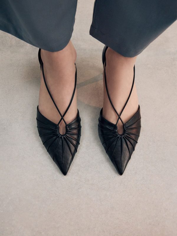 Singertrad582496 Black Signature Leather Point Toe Tube Strap Kitten Heels - Image 2