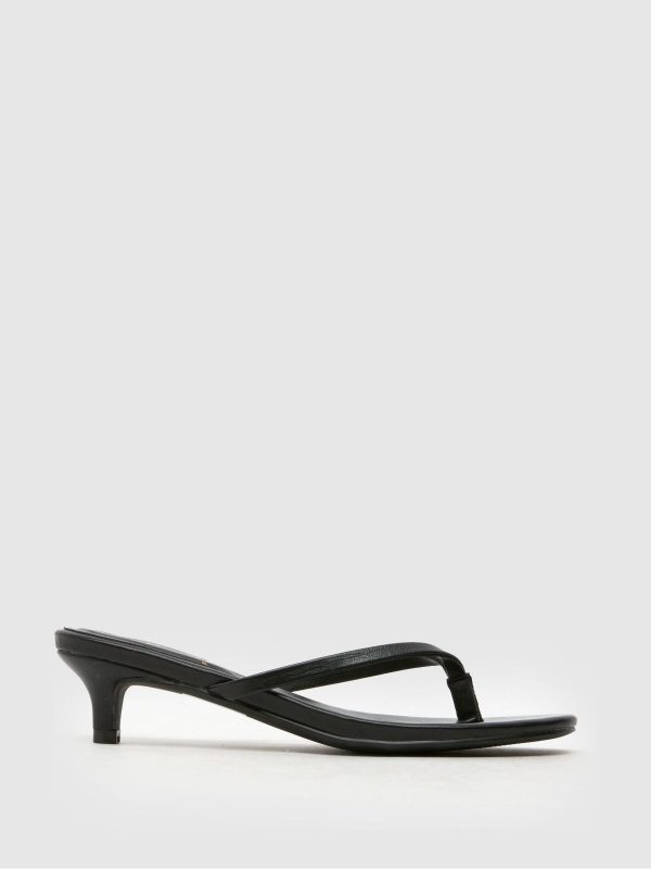 Singertrad582493 Toe Post Kitten Black Sandals