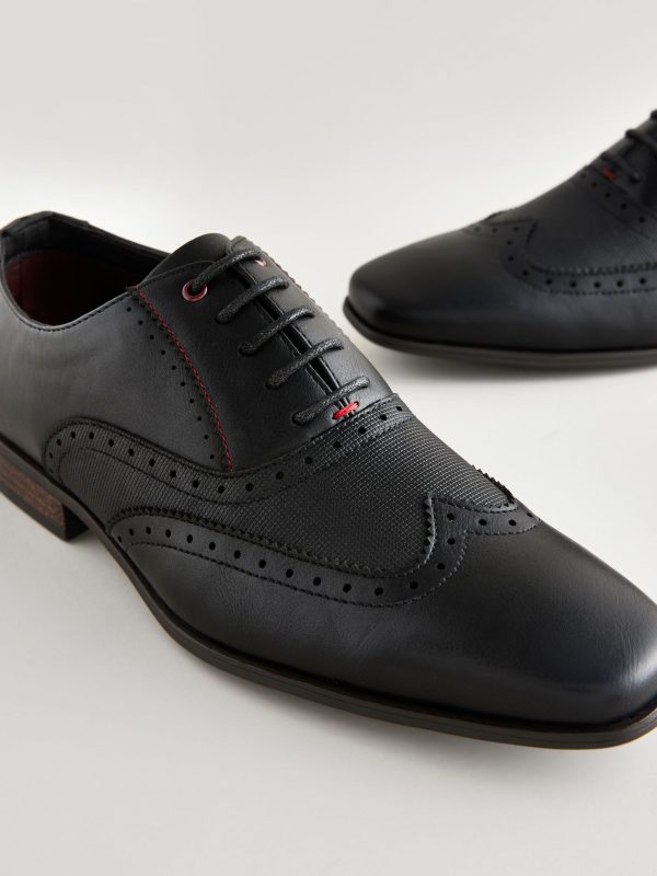 Singertrad582472 Black Embossed Oxford Wingcap Brogue Shoes - Image 4